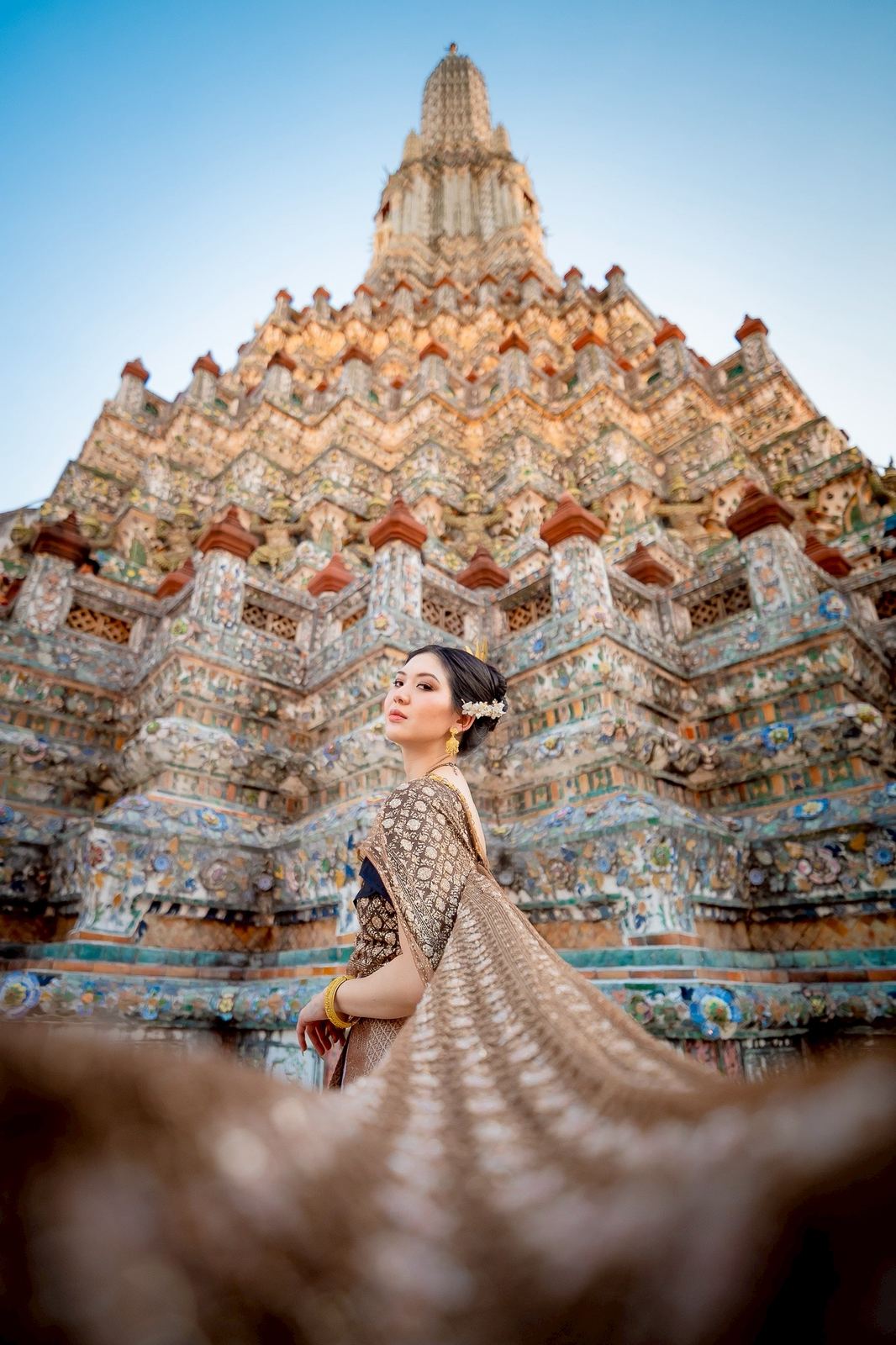 Thai costume at Wat Arun