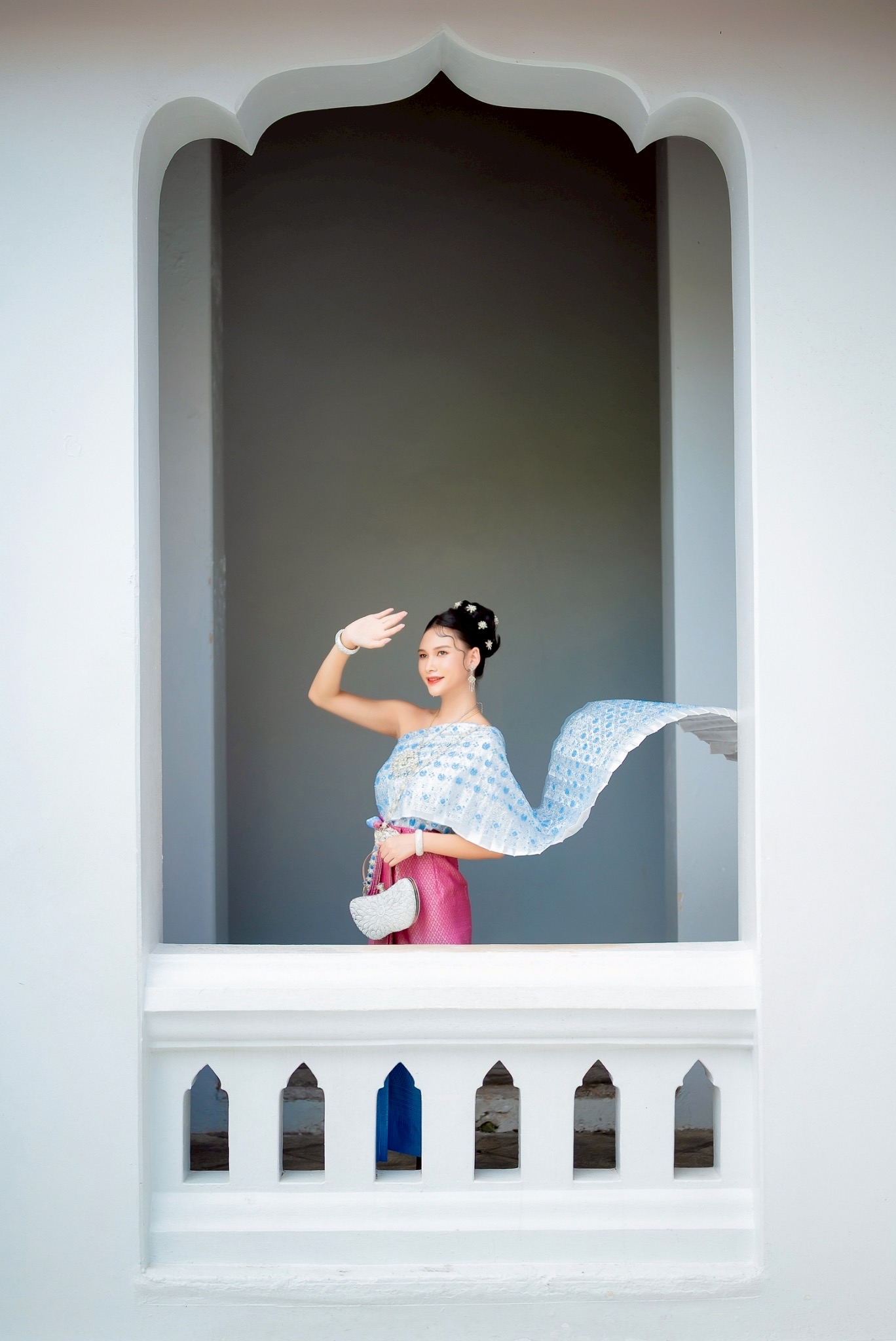 Thai costume at Wat Arun