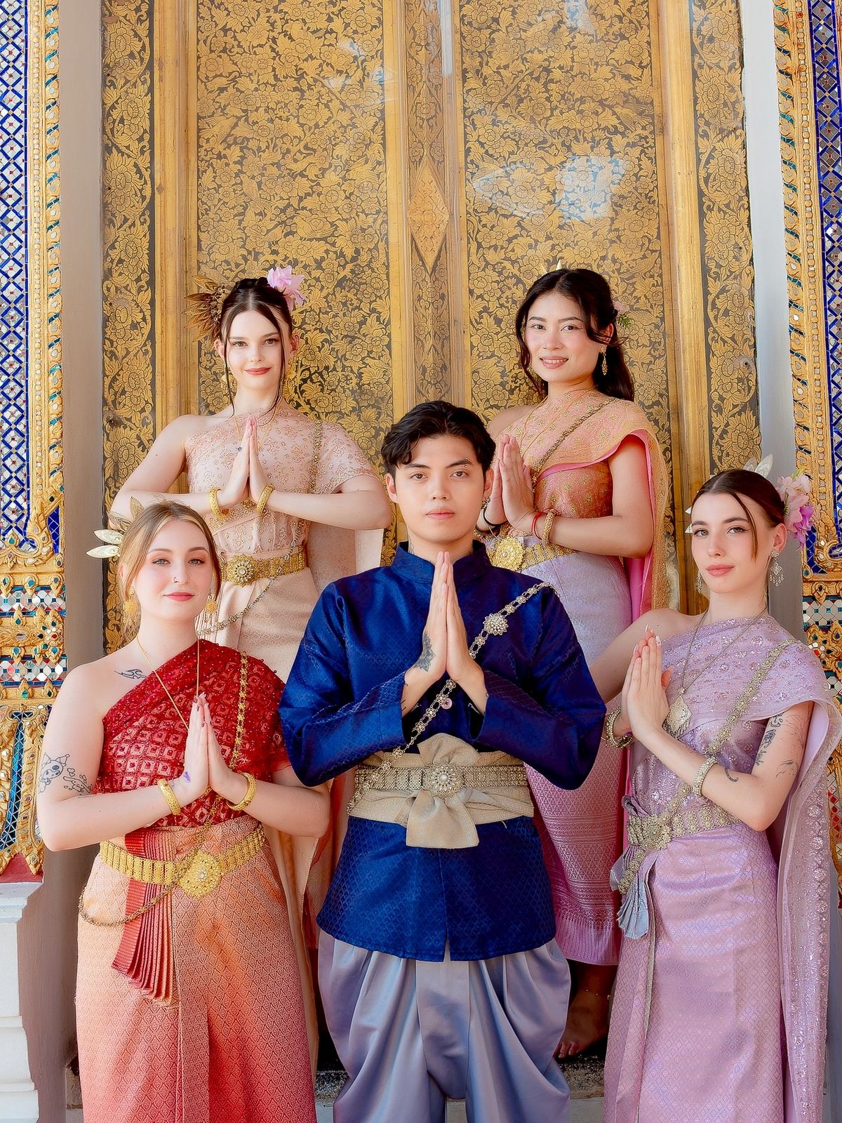 Thai costume at Wat Arun